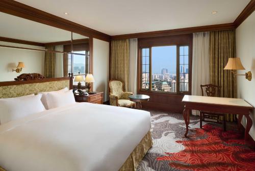 room detail thumbnail 1