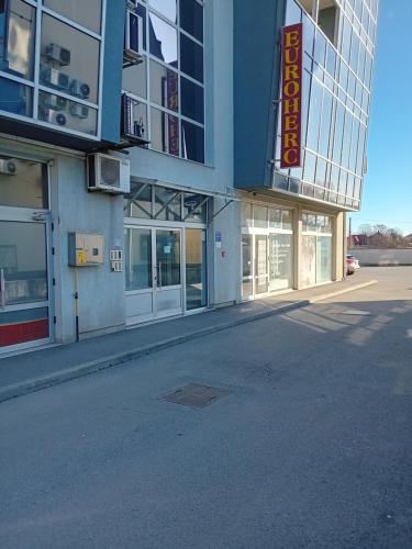 Apartman Tina ***** s jacuzzijem u blizini Parka prirode Papuk in Slatina