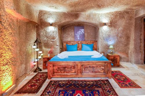 Rose Cave Hotel - image 13
