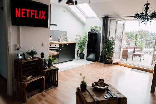 Rooftop Buddha Lounge - Ferienwohnung im Dachgeschoss in Leipzig mit Waschmaschine und Netflix in Leipzig, Deutschland