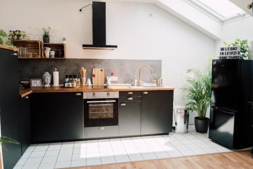 Rooftop Buddha Lounge - Ferienwohnung im Dachgeschoss in Leipzig mit Waschmaschine und Netflix, Lipsko (fotografie 7)