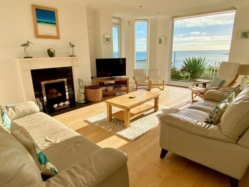 Ocean View, 5 bedrooms sleeps 10, stunning views, parking x4, Mevagissey (fotografie 4)