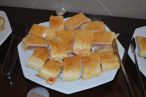 อาหารและเครื่องดื่ม, SG Palace Hotel in ตอบาเต้