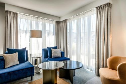 Neues Schloss Privat Hotel Zurich Autograph Collection - image 10