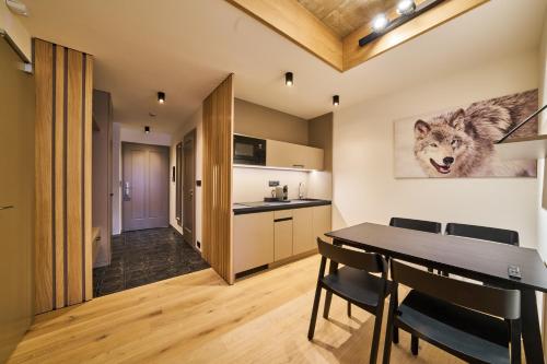 Konyha, Labská 20 - apartmánový dům (Labska 20 - apartmanovy dum) in Spindleruv Mlyn