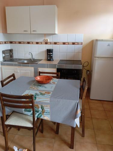 LA COLOMBE in Riviere-Salee