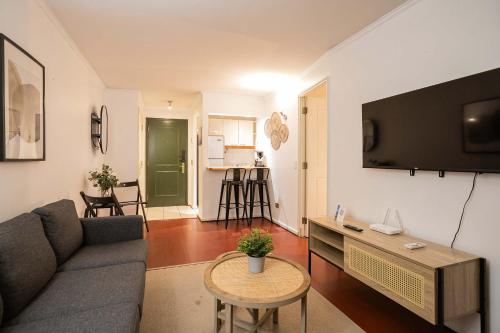 Modern Apartment Las Condes Perfect for Couples