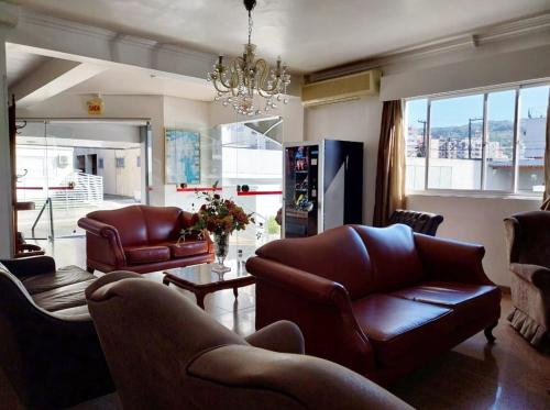 ห้องส่วนกลางสำหรับนั่งเล่น/ดูทีวี, Colle Tourist Hotel Standard Sem Elevador in คริซิวมา