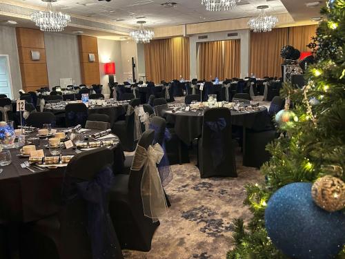 Park Inn by Radisson Palace - image 5