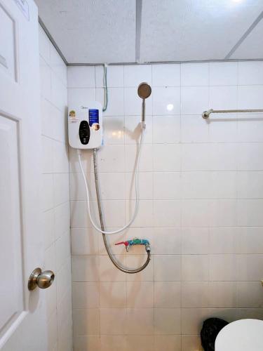 201-STP Homely room Free Wi-Fi and Near BTS - image 8