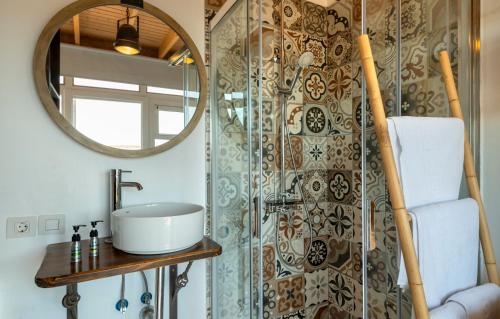 Finca Isolina Hotel Boutique - Adults Recommended - 샤워실