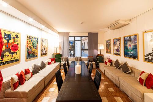 Shared lounge/TV area, Hotel Al Cappello Rosso near Archiginnasio di Bologna