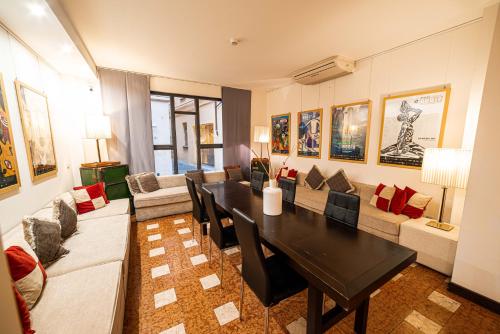 Shared lounge/TV area, Hotel Al Cappello Rosso near Archiginnasio di Bologna