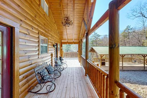 Beary Happy Home in Sevierville, USA