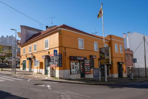ทัศนียภาพภายนอกโรงแรม, Matching Loures Guest House in โลเรส