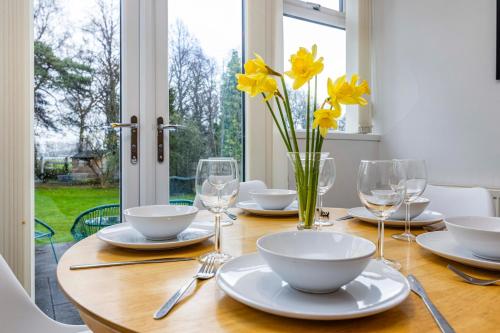 Létesítmények,  négyzetméteres, 4 hálószobás Ház 2 fürdőszobával Beeston Central területén (University View - Free Parking - Sleeps 8) near Wollaton Hall and Park