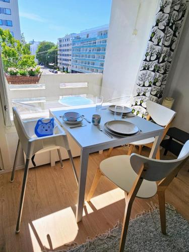 A bright and cozy studio in Kupittaa in Luostarinmaki