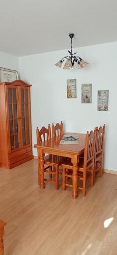 Létesítmények, La Pérgola Internet Fibra Garage Calefacción TV (La Pergola Internet Fibra Garage Calefaccion TV) in Bronchales