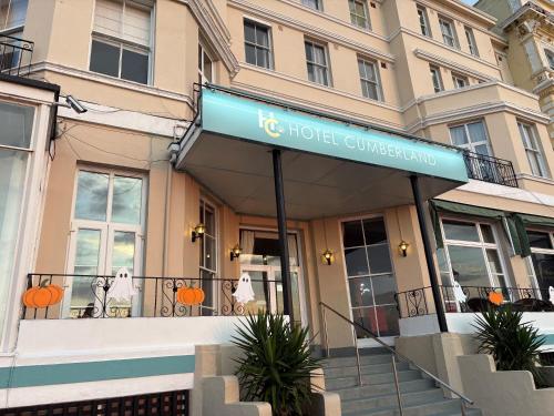 The Cumberland Hotel - image 9
