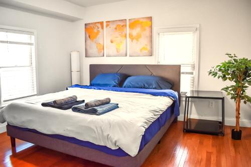 Spacious Cozy Retreat, Sleeps 10, Near NYC & EWR