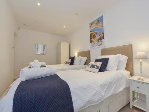 10 Cove View - image 7