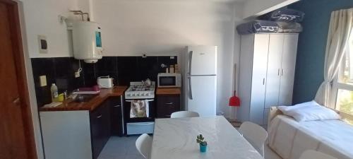 Monoambiente super cómodo y cerca de todo Monoambiente super cómodo y cerca de todo