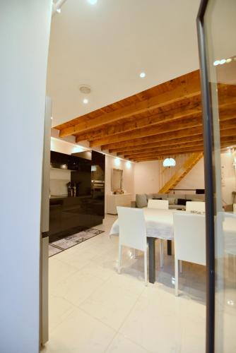 Maison de village wifi - parking et jardin prive in Montailleur