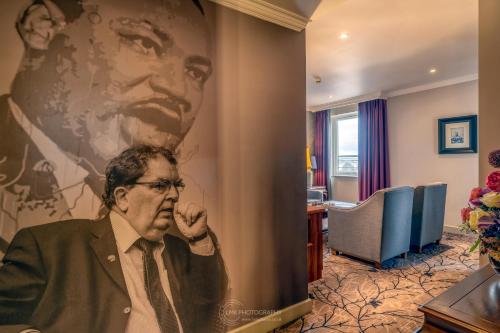 City Hotel - zdjęcie 4