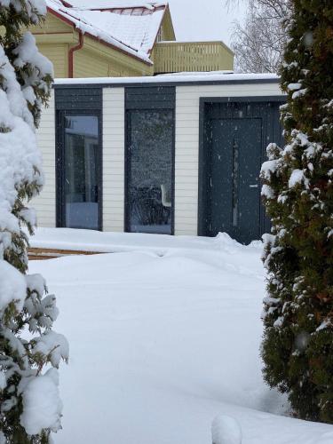 Jaama Villa Studio Flat Surrounded by Garden Jaama Villa Studio Flat Surrounded by Garden