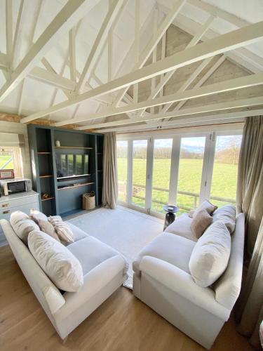Seadmed, Luxury Boutique retreat, hot tub, dog friendly in Hammer