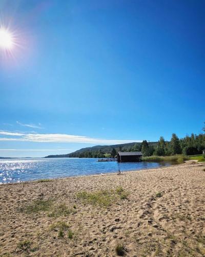 Caravan on eco farm with external bathroom - Bjorngarden in Edsbjorke