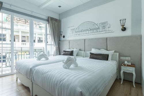 화이트 아이보리 B&B