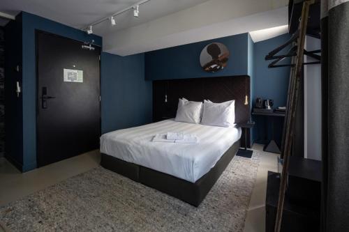 PH Hotel Oosteinde - main image