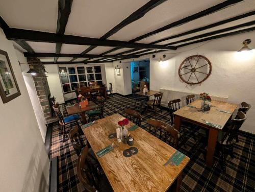 Gilpin Bridge Inn - image 5
