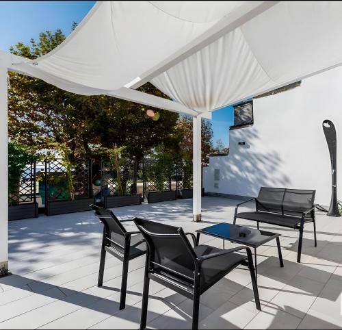  Marco House - Seaview Apartment - Fronte Mare - Case Vacanza Anzio in Anzio