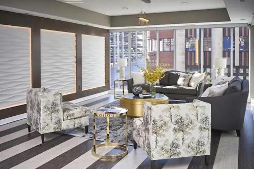 Urban Oasis Downtown Condo with Skywalk Access 5 thumb 2