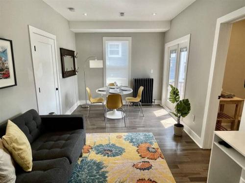 The Little Nest Charming Brookland Parking The Little Nest Charming Brookland Parking