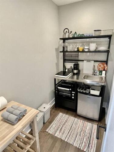 The Little Nest Charming Brookland Parking The Little Nest Charming Brookland Parking