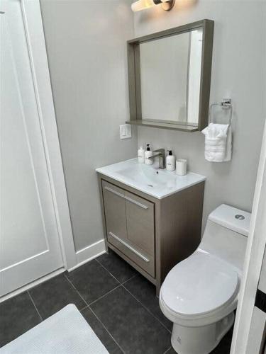 The Little Nest Charming Brookland Parking The Little Nest Charming Brookland Parking