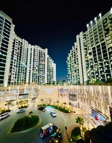 Farhad Azizi Al Jaddaf Sleek Studio, Dubai (foto 2)