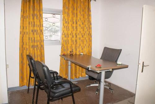 Studio Meublé Chic (Studio Meuble Chic) in Bonabekombo