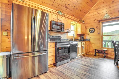 Quaint Sevierville Cabin with 2-Tier Deck and Hot Tub! - image 12