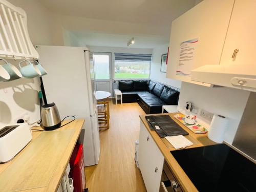 Facilities, 2 Bedroom Chalet SB57, Sandown Bay, Isle of Wight in Sandown North