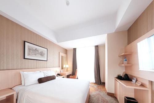 Hotel Chanti Room Type - Premier King Room Non Smoking - With Free Afternoon Tea