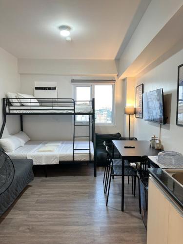 City View Studio Near Fuente Osmeña With Netflix WiFi Pool - Symfoni Nichols Bossa Tower 2, Cebu City