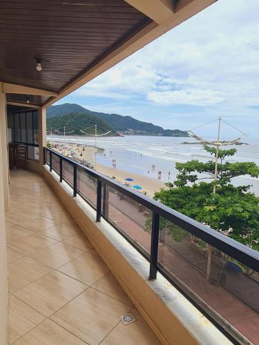 Apartamento Pé na Areia, a 12 min do Beto Carrero Apartamento Pé na Areia, a 12 min do Beto Carrero