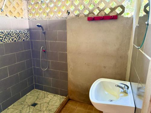 ฝักบัว, Carbet Jaguar in รูรา