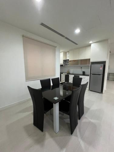 Convenient KLCC 2-Bedroom Unit