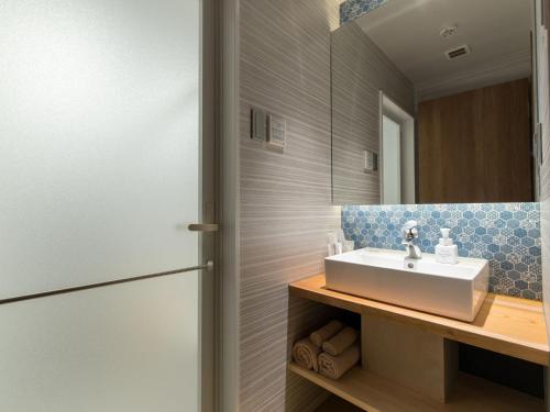 Standard Apartment image 10