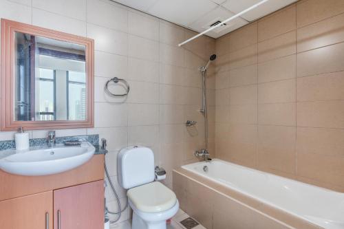 Lakeside Residence - 2BR Apartment - Allsopp&Allsopp - image 2